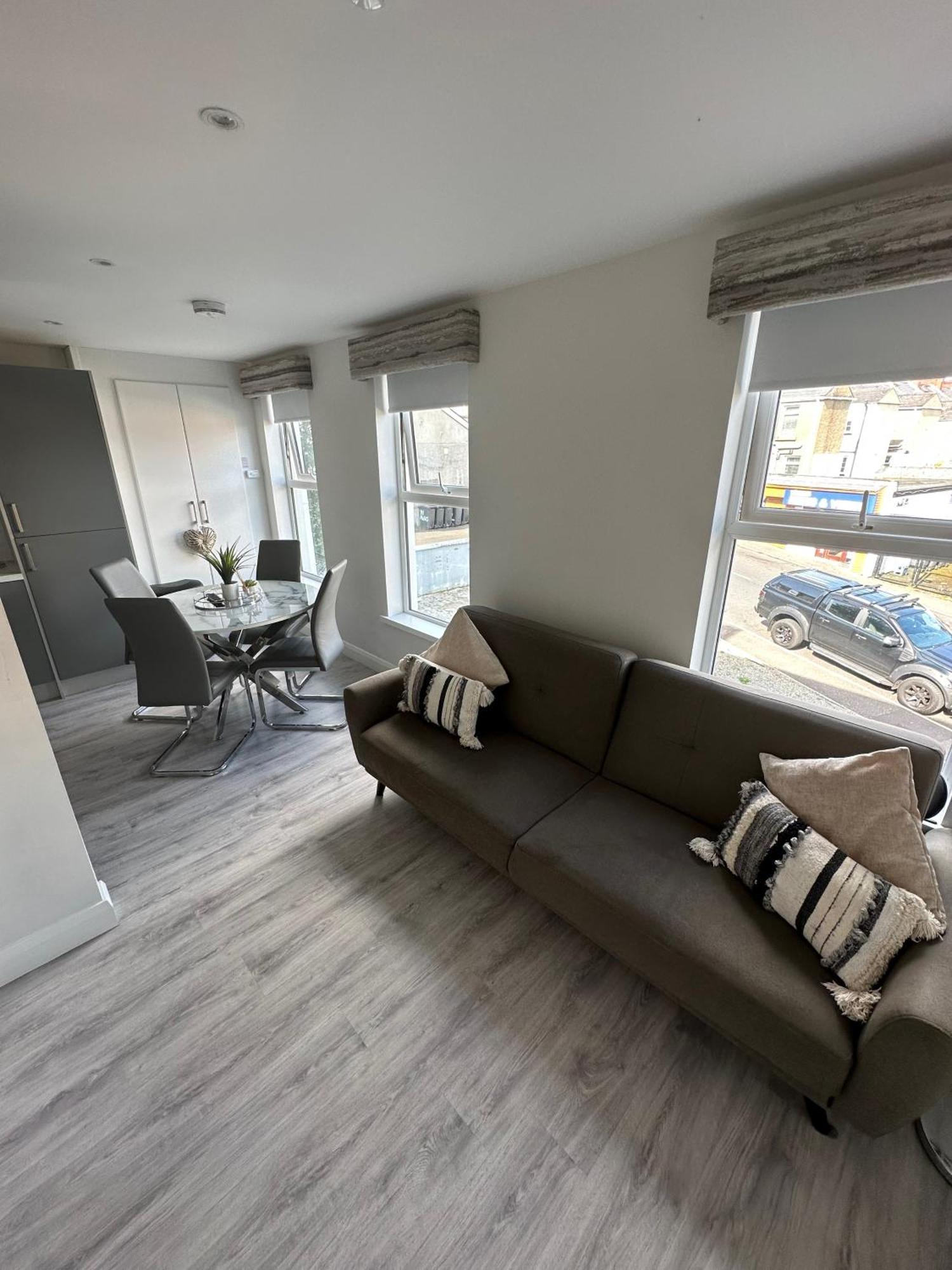 Westland Suites - Stylish, Modern, Elegant, Central Apartments A Londonderry Zewnętrze zdjęcie