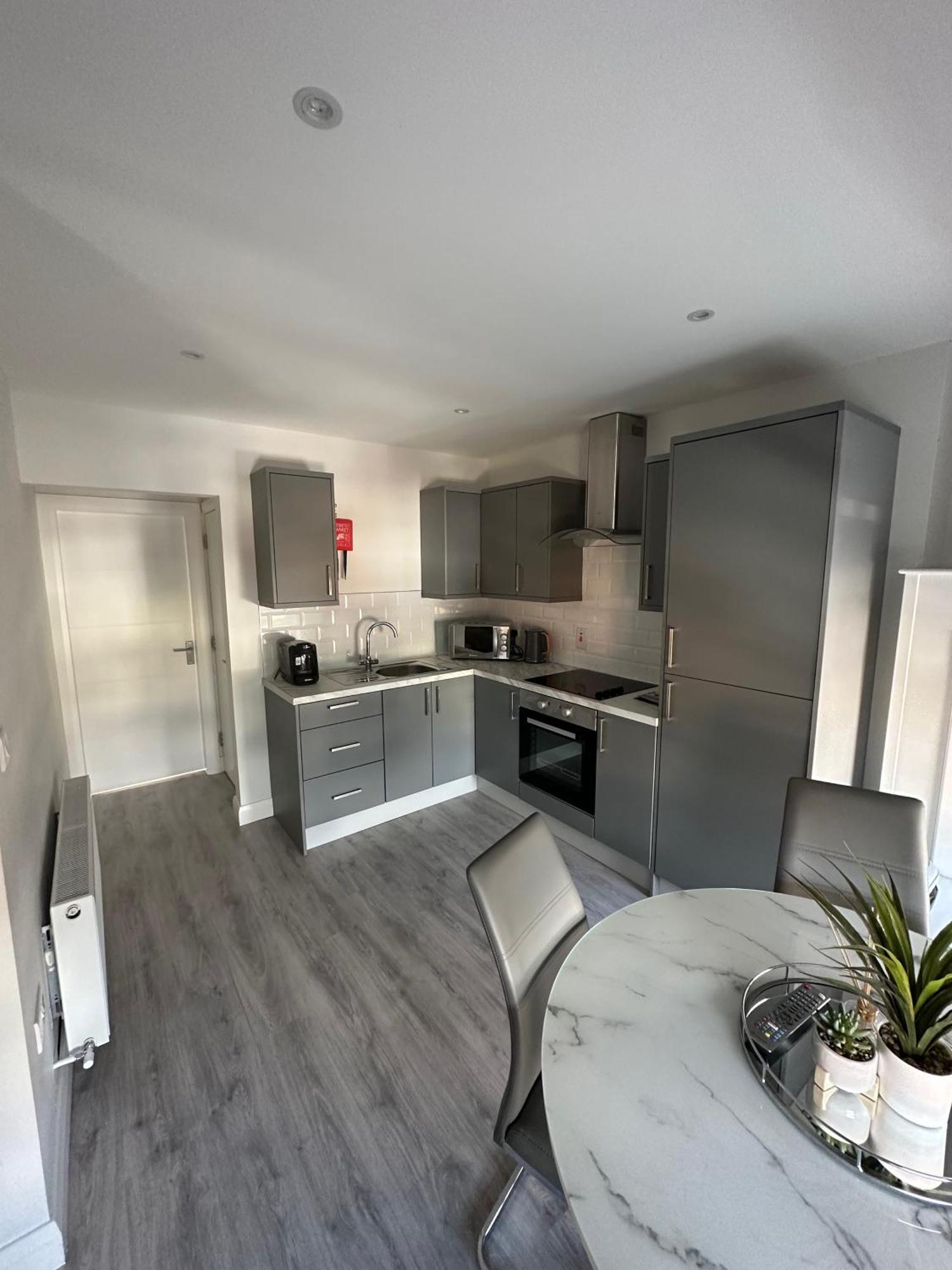 Westland Suites - Stylish, Modern, Elegant, Central Apartments A Londonderry Zewnętrze zdjęcie